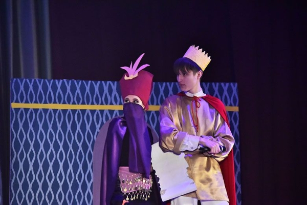 55 оттенков Политеха. В Гомеле первокурсники снова «порвали зал» 55 оттенков Политеха. В Гомеле первокурсники снова «порвали зал»