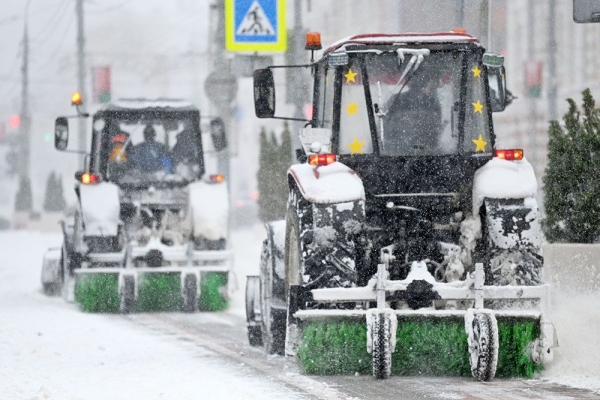 В Гомеле cнова снег: как его убирают и куда вывозят